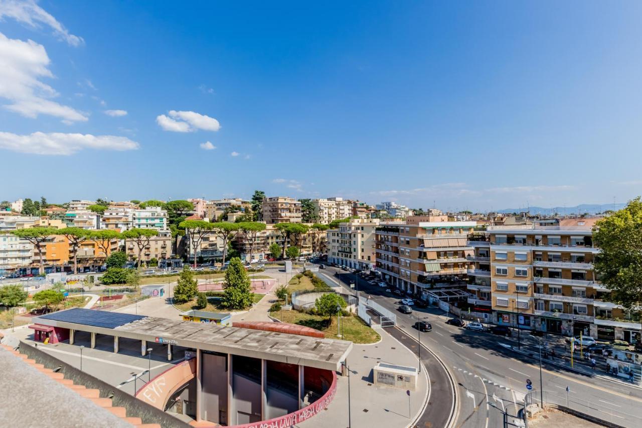 Bbhome Penthouse Bright And Elegant Metro Conca D'Oro Roma Exterior foto