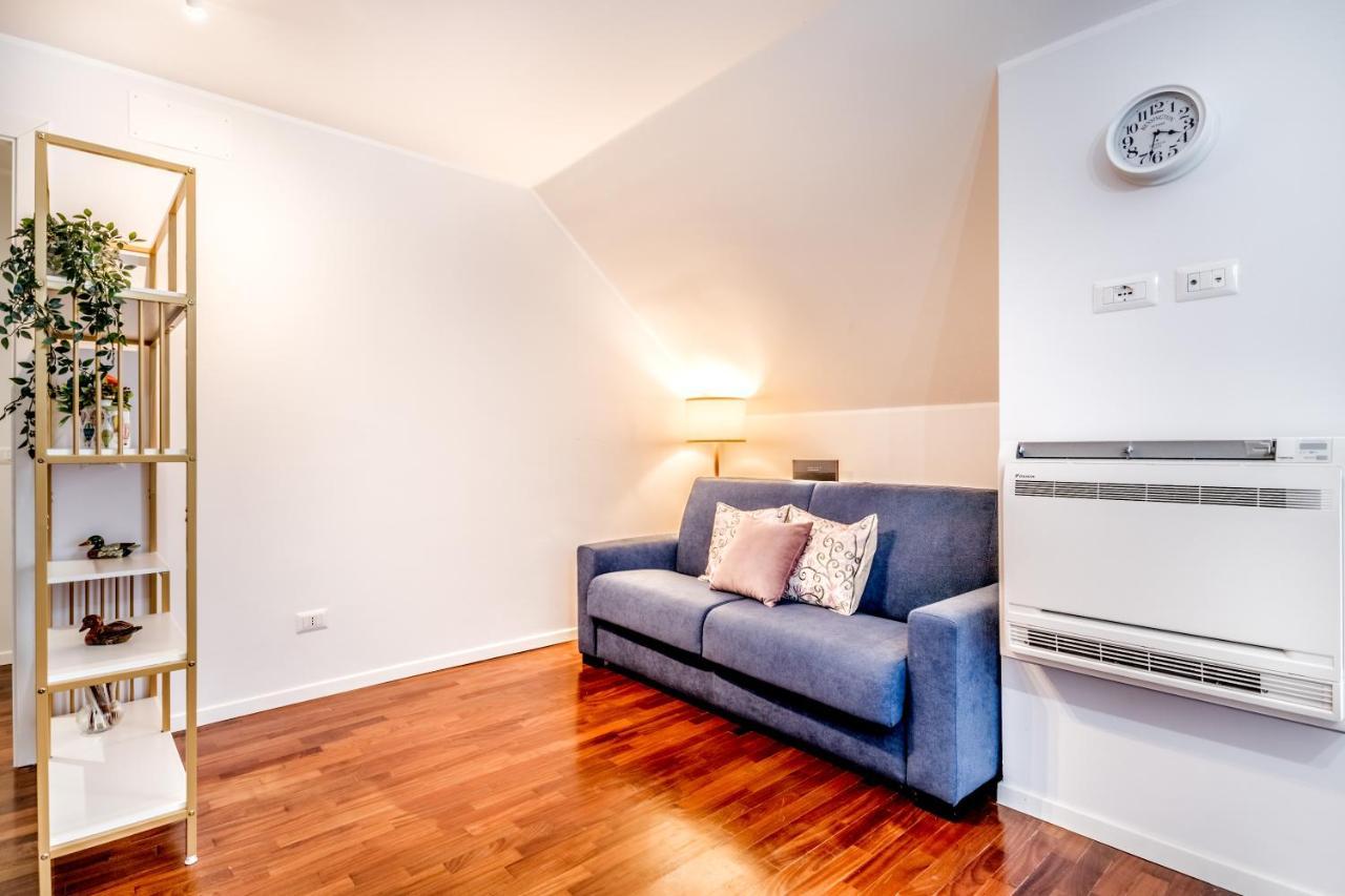 Bbhome Penthouse Bright And Elegant Metro Conca D'Oro Roma Exterior foto