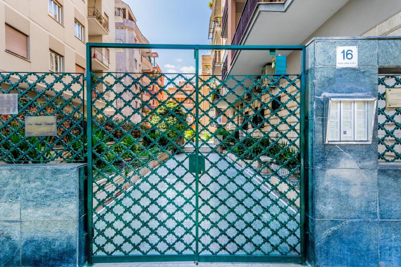 Bbhome Penthouse Bright And Elegant Metro Conca D'Oro Roma Exterior foto
